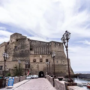 https://le-4-stagioni-dante-h-napoli-centro.hotels-amalfi.com